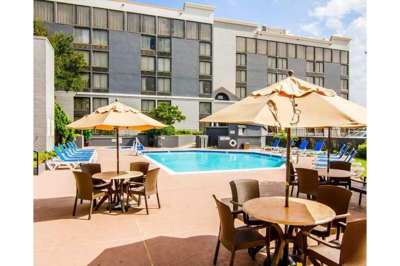 Comfort Inn & Suites Plano East Exterior foto